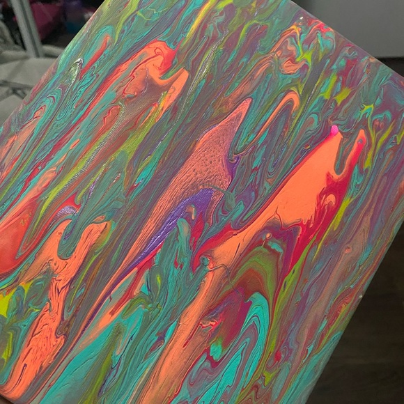 Trippy Pour Paint Canvas - Picture 3 of 3